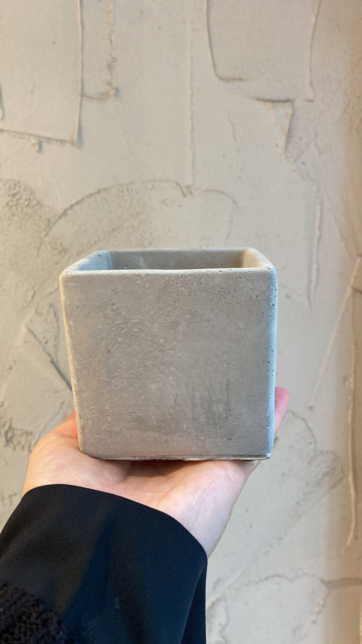 Beton Vase grau quadratisch matt
