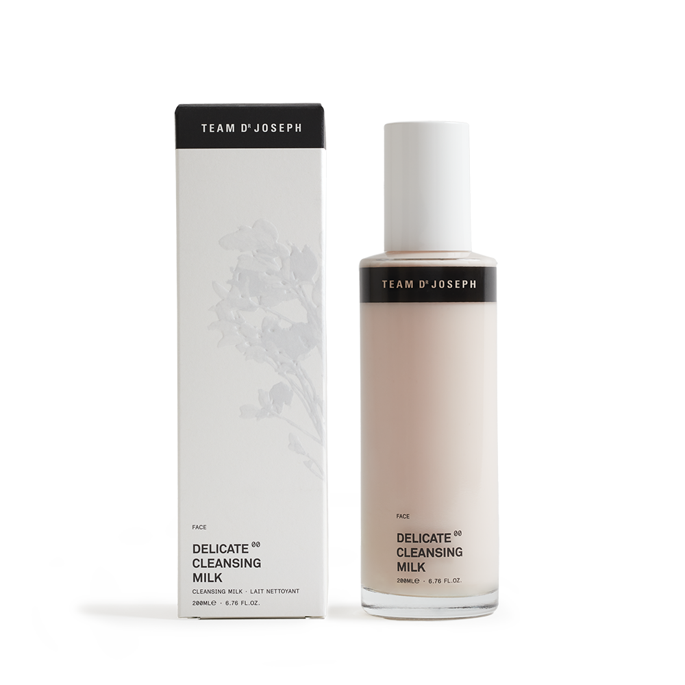 DELICATE CLEANSING MILK, 200 ML