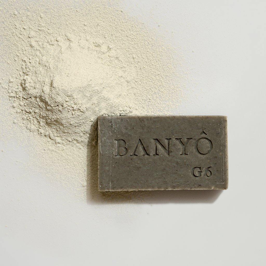 Handgemachte BANYÔ Vulkanerde Gesichtsseife mit Vulkanerdepulver.